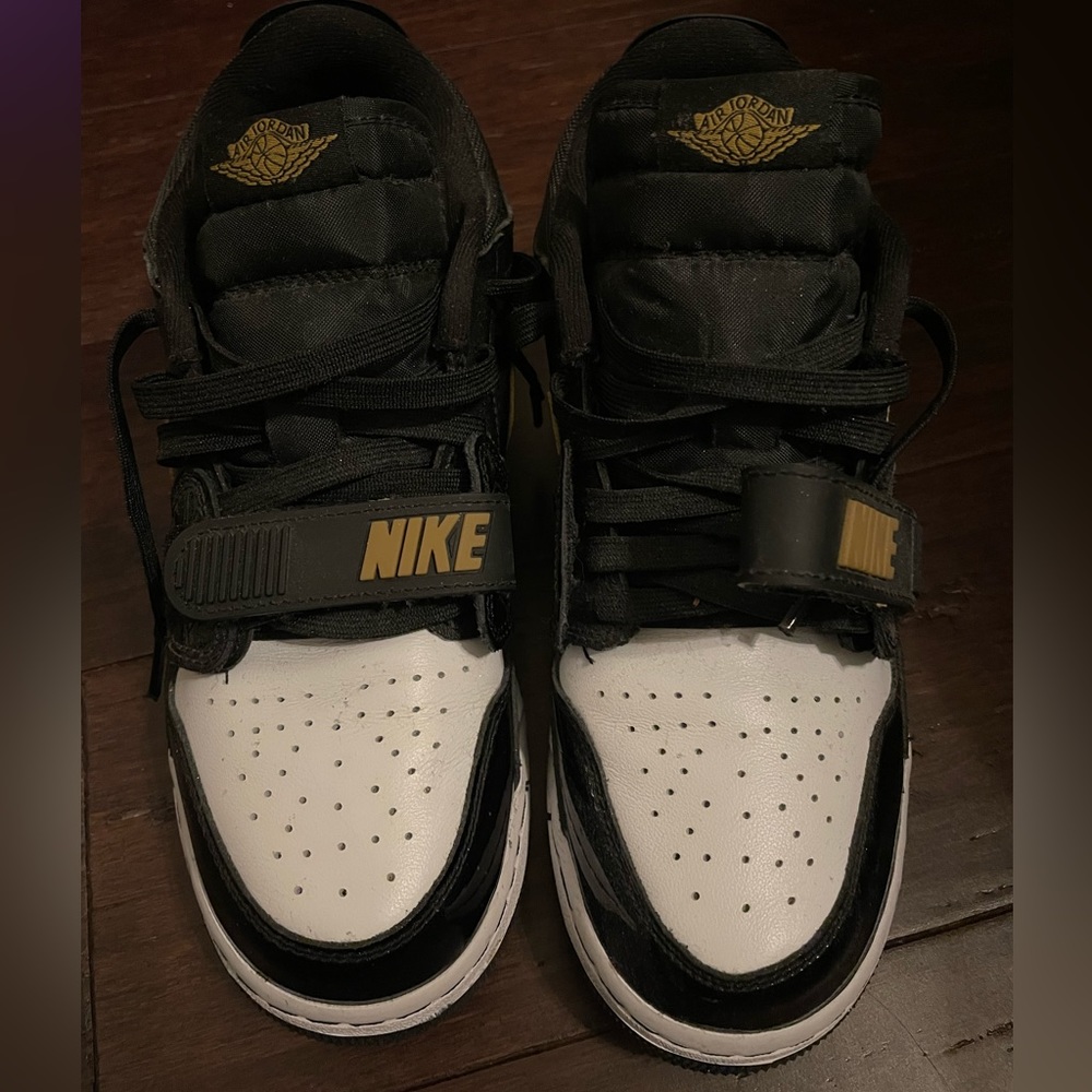 Air Jordan Legacy 312 Low Flash Sale (Lowered price is for 48 hours 7/16-7/18)
